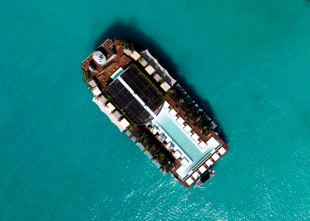 Beach club
