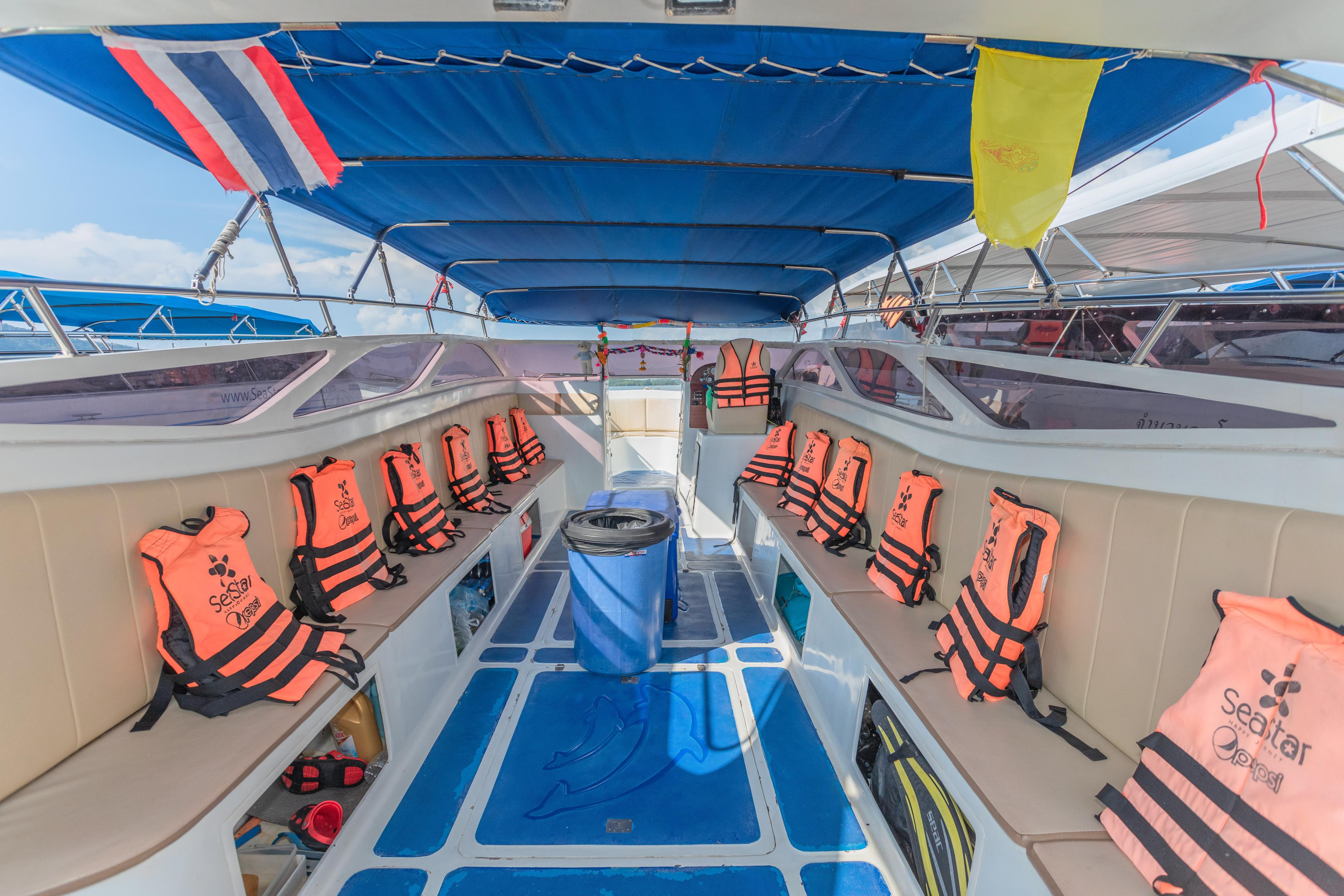 Speedboat 2 Engines by Seastar-undefined